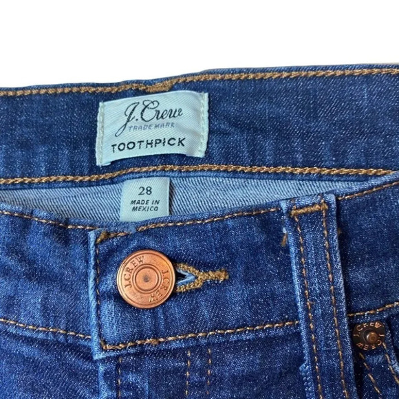 J.  Crew Toothpick Skinny Ankle Jean in Classic Rinse Indigo - Picture 5 of 8